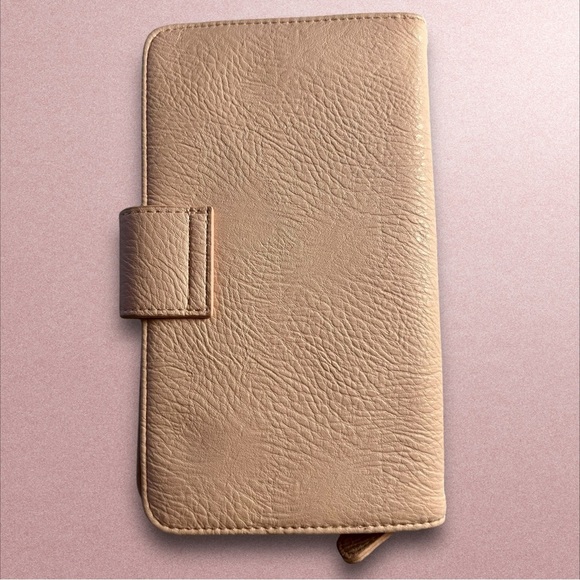 Baby Pink Travel/Passport Wallet - Picture 3 of 5